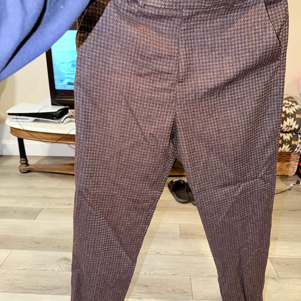 Women’s Houndstooth Patterned Pants